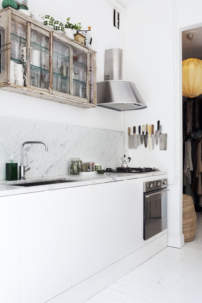 Silenciosamente Propuesta alternativa Tomate Decora con vitrinas y vitrinas antiguas - Campoloco Muebles y Decoración Silenciosamente Propuesta alternativa Tomate Decora con vitrinas y vitrinas antiguas - Campoloco Muebles y Decoración